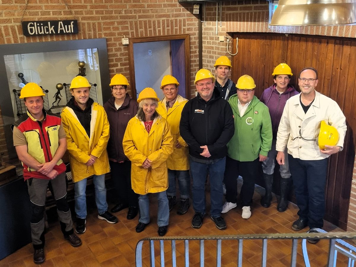 Spannende Regionalentwicklung: LAG Westerwald-Sieg zu Gast im Besucherbergwerk Grube Bindweide