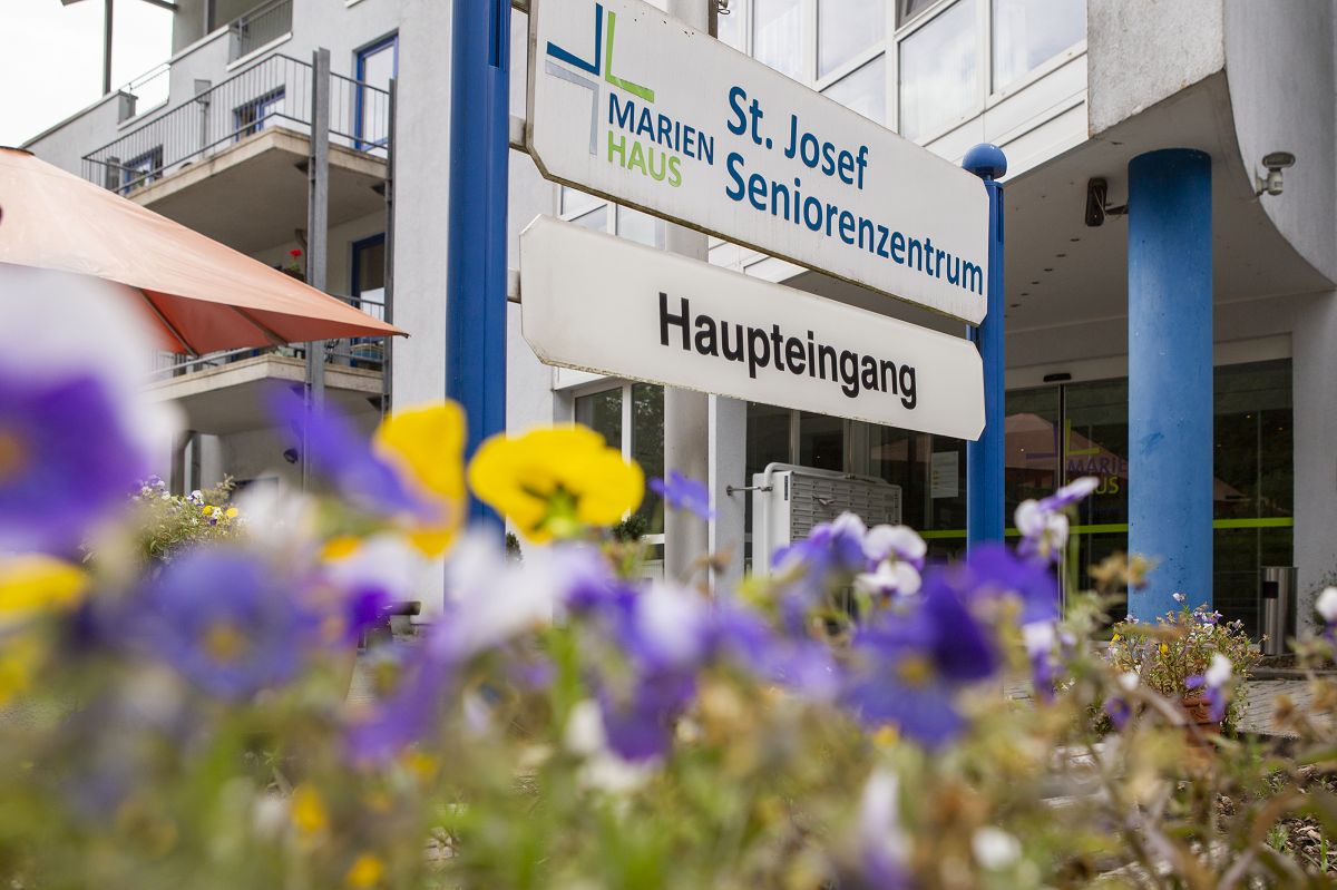 Das Marienhaus Seniorenzentrum St. Josef Wissen ldt am 29. Juni zum Sommerfest ein. (Foto: Joachim Gies)