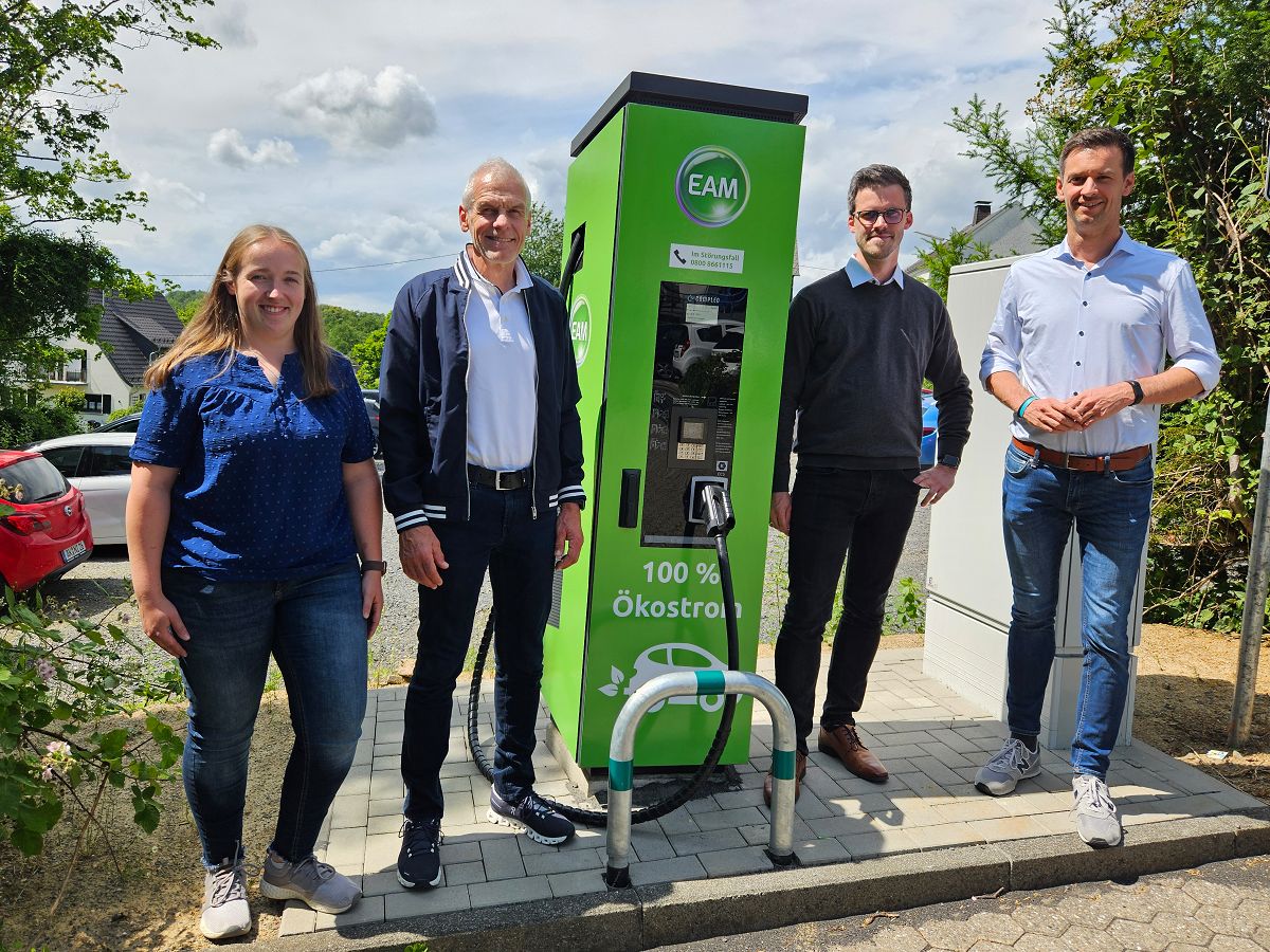 Neue E-Ladesule strkt klimafreundliche Mobilitt in Altenkirchen