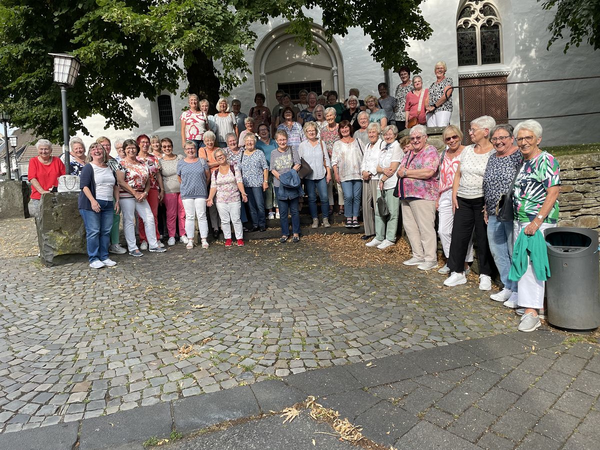 Landfrauen Altenkirchen entdecken Schloss Homburg und Nmbrecht im Bergischen Land