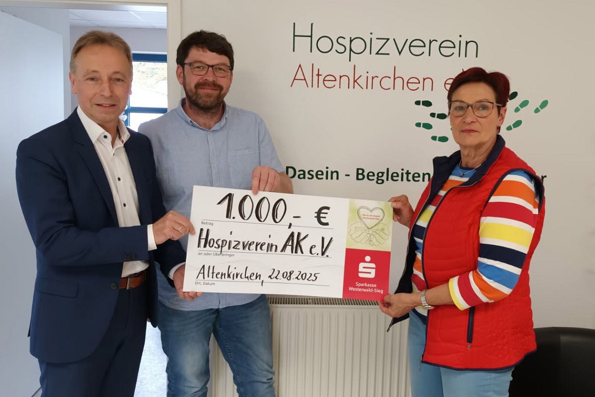 v.l.: Uwe Asbach, Jan Frster, Marita Trpe (Foto: Janka Blcker-Strauch)