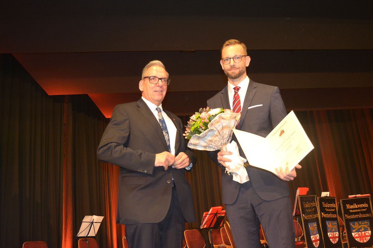 VG Montabaur  Brgermeister ernannt und neuer hauptamtlicher Beigeordneter ins Amt eingefhrt