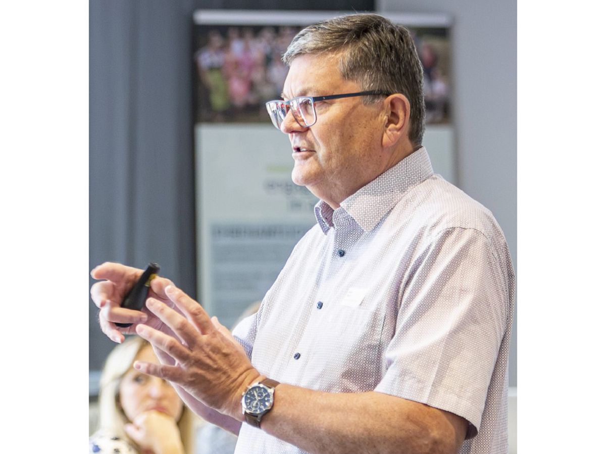 Vereinsberater Karl Bosch informiert bei der Kreis-vhs in sechs Modulen �ber alle wichtigen Aspekte des Vereinswesens. (Foto: M. Rebmann)