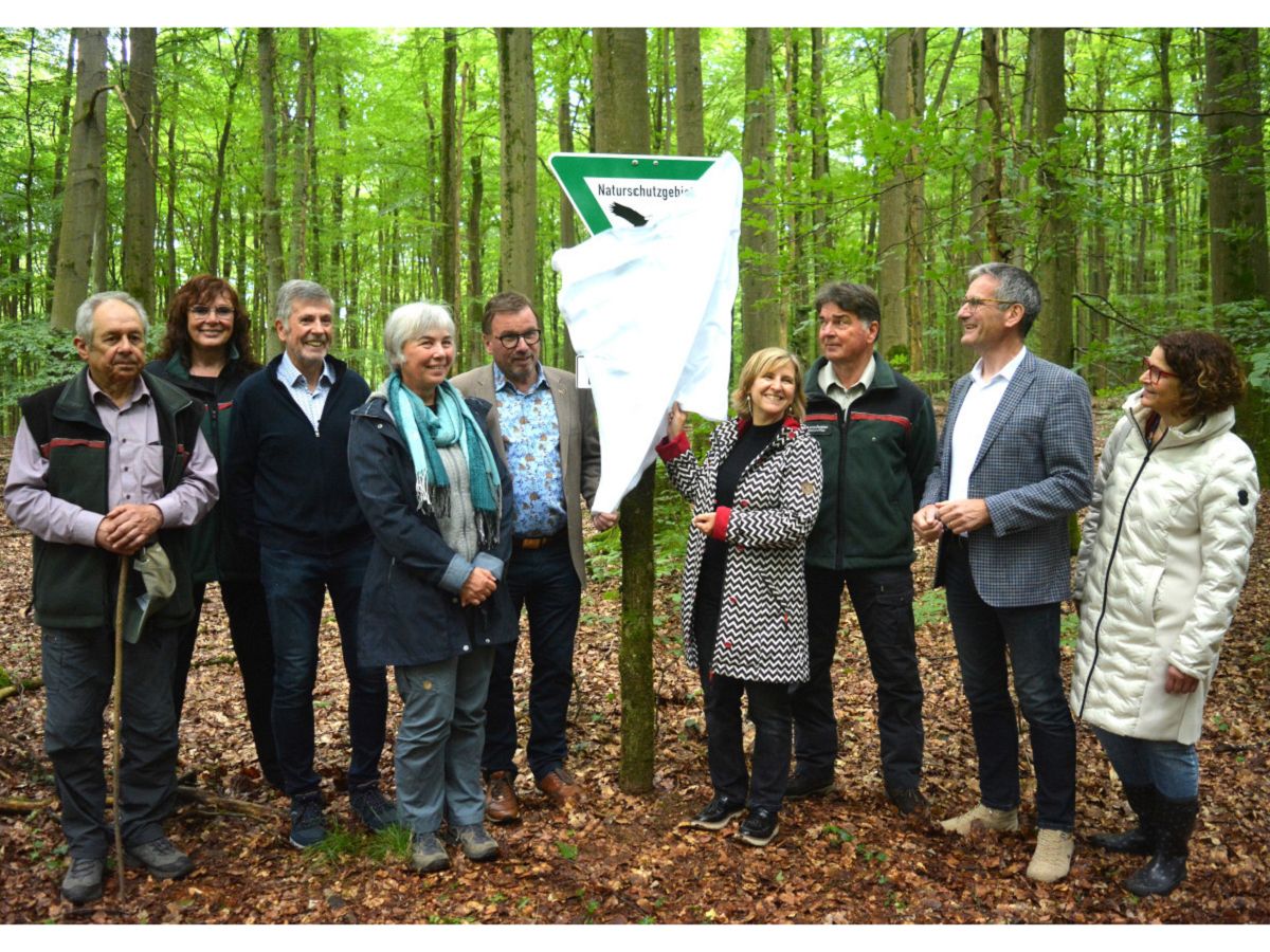 2024 weihte Ministerin Katrin Eder das Naturschutzgebiet Nauberg mit vielen G�sten ein. (Archivfoto: Wolfgang Rabsch)