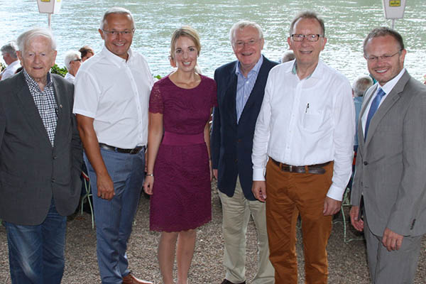 Generationentreffen: (v.l.n.r.) Heinz Schwarz (Staatsminister a.D.), Achim Hallerbach (Landratskandidat), Ellen Demuth (MdL), Reiner Kilgen (Vorsitzender), Erwin Rddel (MdB) und Jan Einig (OB-Kandidat).