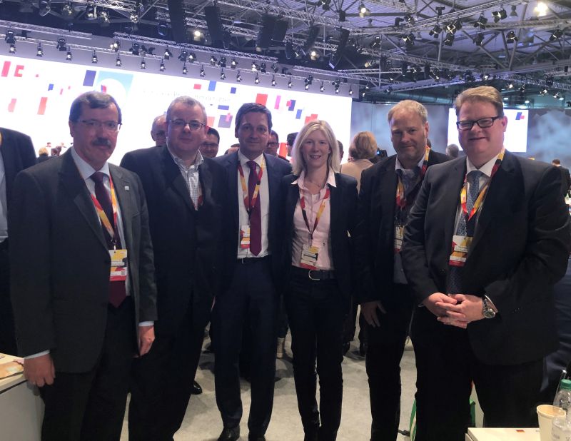 Vor Corona: Bild vom Hamburger Parteitag 2019 mit (v.l.n.r.) Karl-Heinz Boll, Dr. Andreas Nick MdB, CDU-Fraktionsvorsitzender Christian Baldauf MdL, Jenny Gro MdL, Harald Orthey und Ralf Seekatz MdEP. Foto: CDU