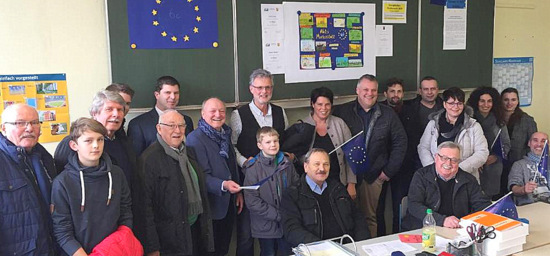 Die Stadtratsfraktion der Betzdorfer CDU besuchte am Tag der offenen Tr die Bertha-von-Suttner-Realschule plus. (Foto: CDU)