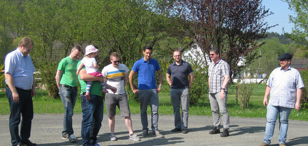 Mitglieder der Herdorfer CDU-Stadtratsfraktion beim Rundgang im Ortsteil Sassenroth. (Foto: CDU Herdorf) 