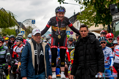 Francis Cerny freute sich ber die Erfolge. Foto: Verein