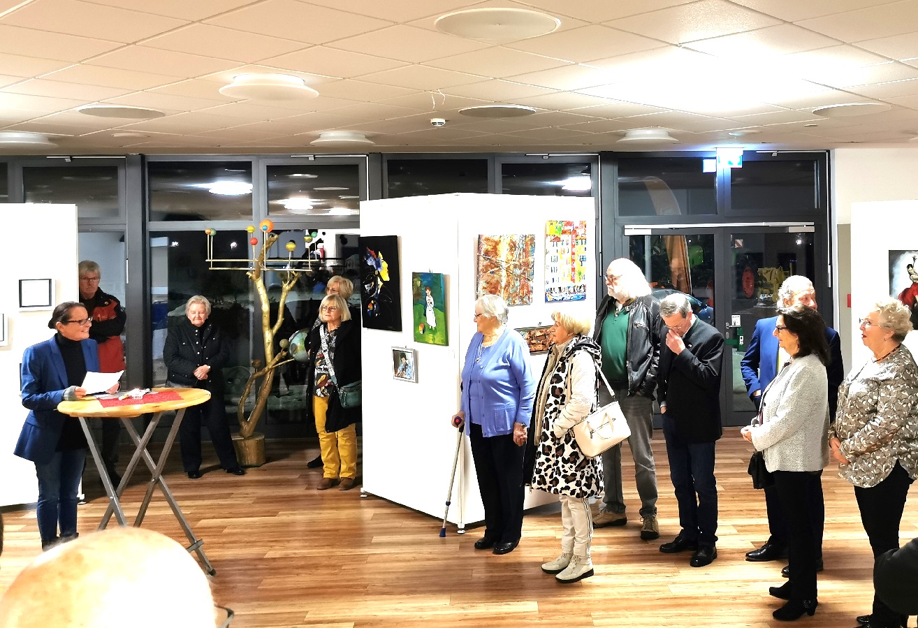 Vernissage im Foyer. (Alle Fotos: Norbert Schwickert und Wolfgang Rabsch)
