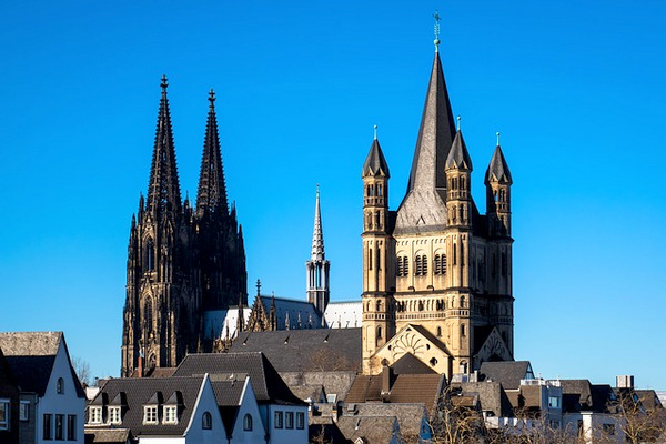 Church Trail in Kln: Ein Lauf von Kirche zu Kirche 