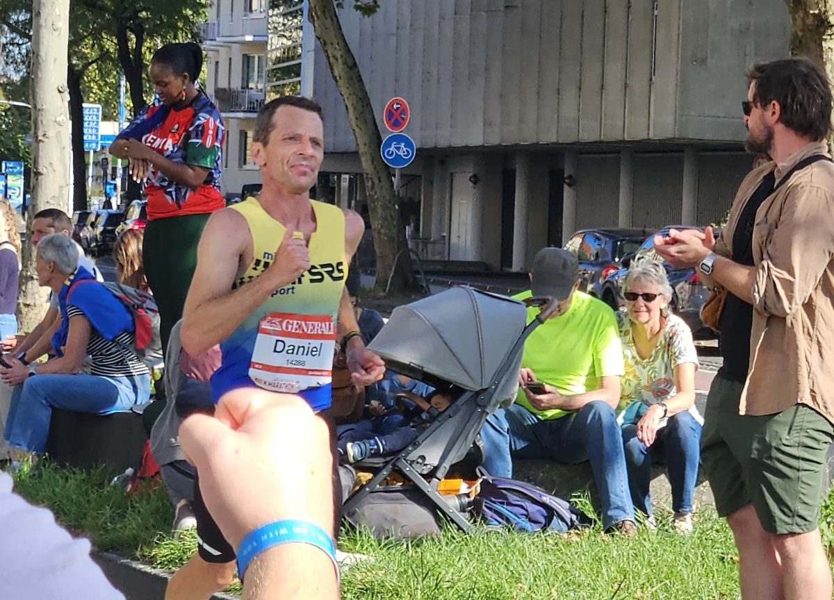 K�ln-Marathon: SRS-Chef Mannweiler gewinnt Wertung M 45 in pers�nlicher Bestzeit 