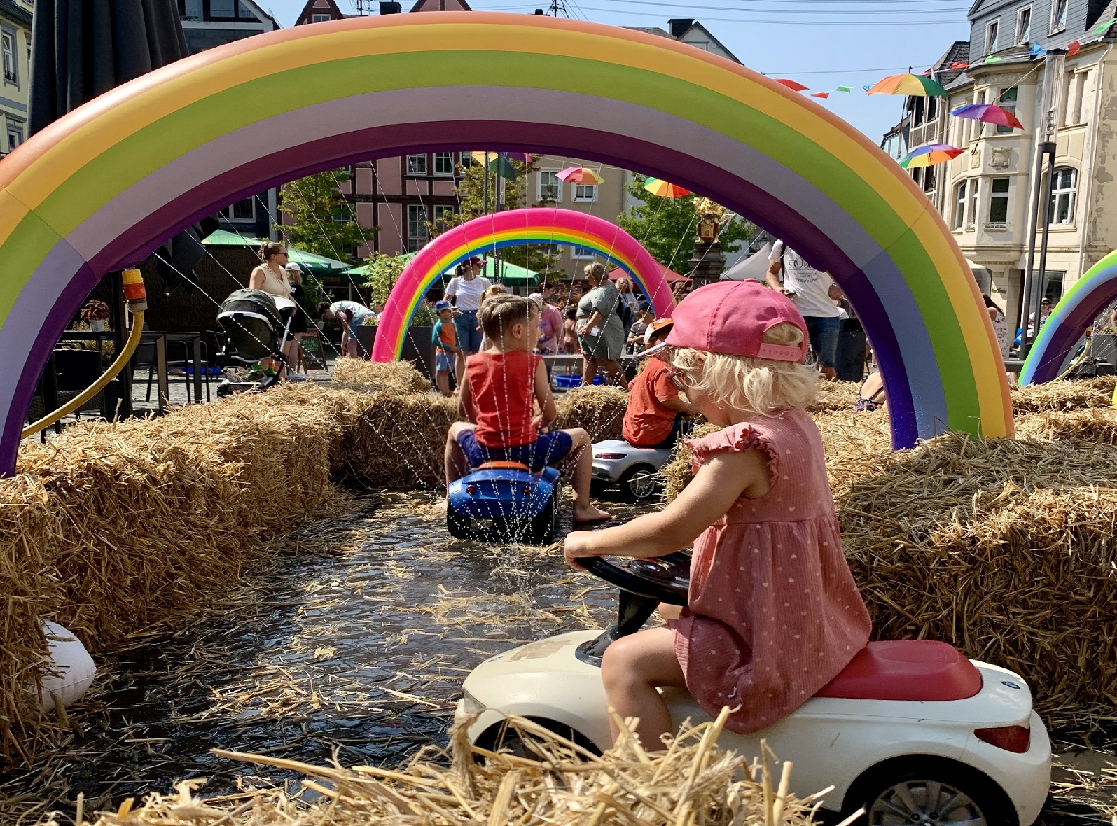 Wasserspielefest in Hachenburg: Ein spritziger Nachmittag f�r die ganze Familie