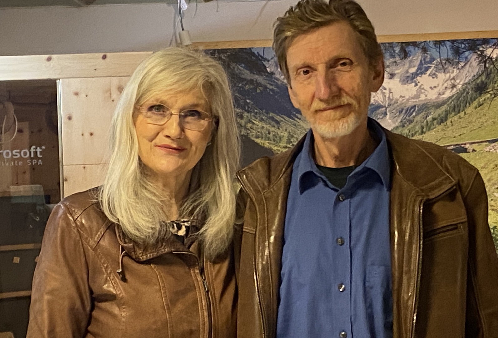 Antje Hoffmann-Schulz und ihr Ehemann Roland sind das Herzst�ck des Hauses M�bel Hoffmann. (Foto: Werner Klak)