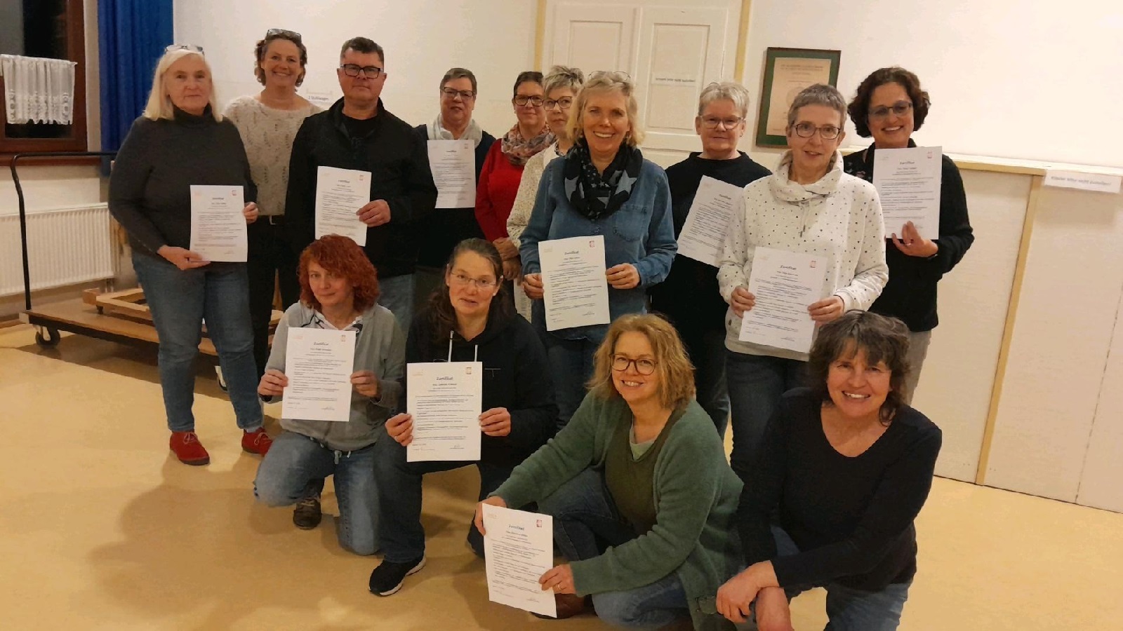 Absolventen des Hospizkurses 2025 in Betzdorf und Kirchen erhalten Zertifikate