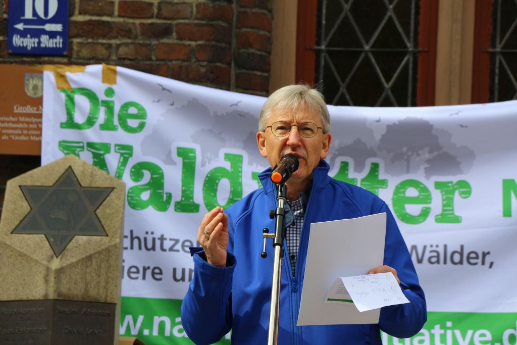 Demo fr Erhalt der Lebensrume und Schutz der Artenvielfalt