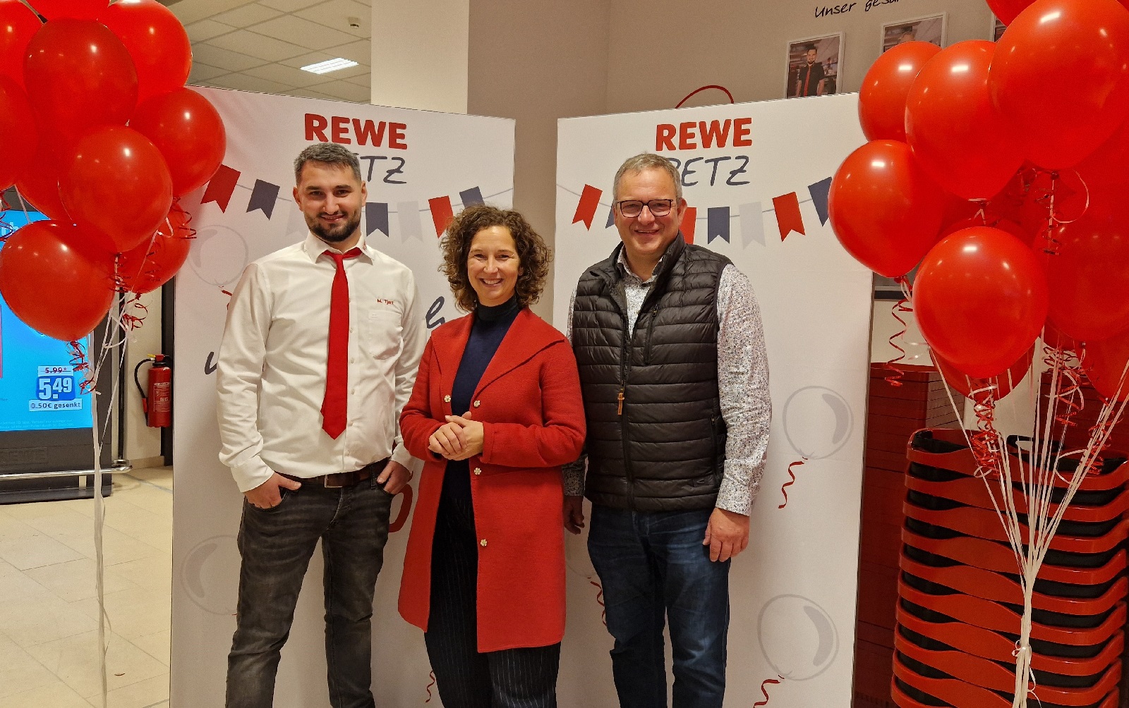 Ein Jahrhundert voller Wandel: Die Wiedereröffnung von Rewe PETZ in Wissen
