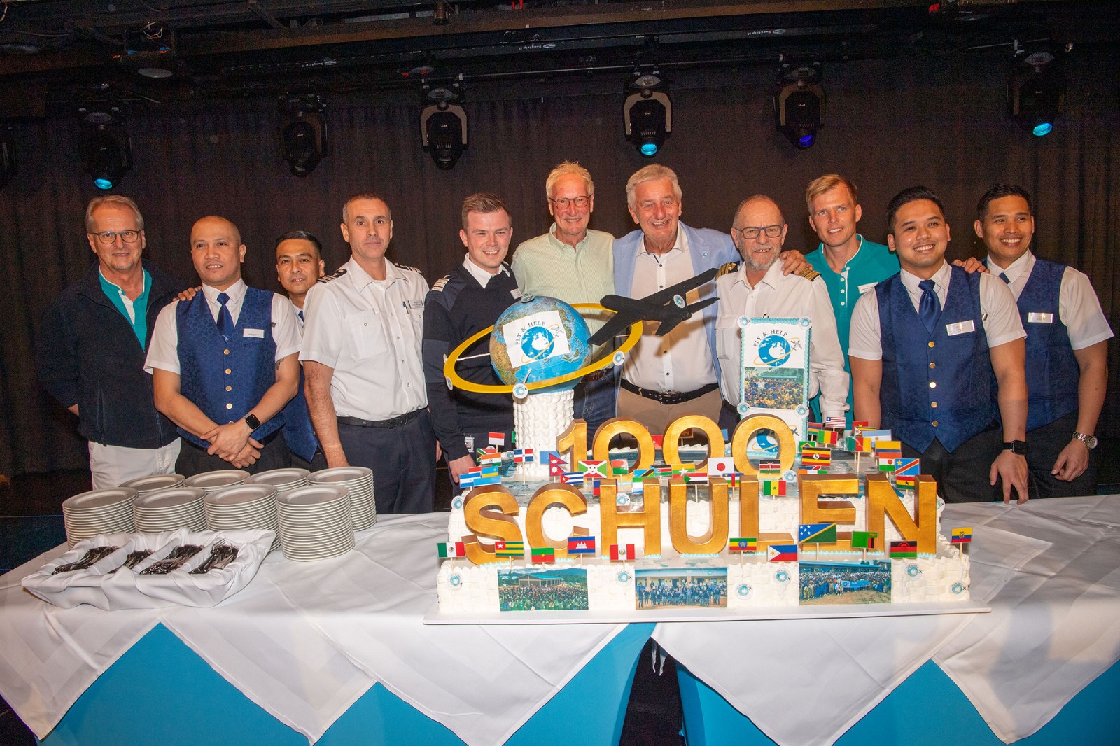 FLY & HELP feiert 1000. Schule mit Gala-Kreuzfahrt