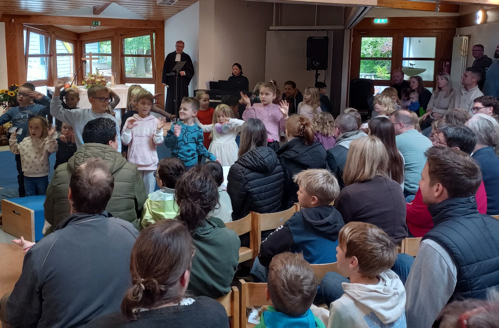 Einweihung der Kita-Erweiterung in Altenkirchen mit Dank und Gemeinschaft