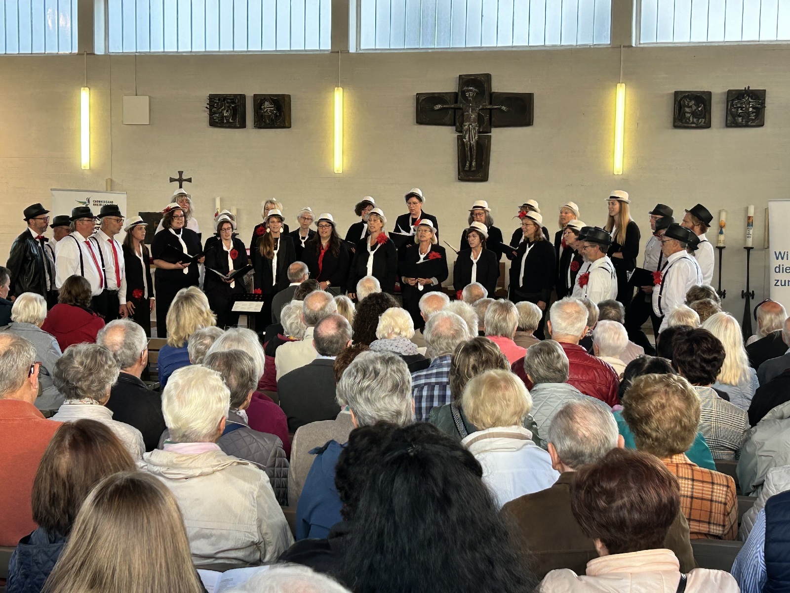 Unvergessliche Chormusik in der Pilgerhalle des Klosters Bornhofen