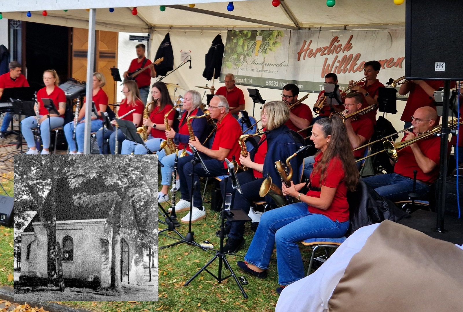 Der Musikverein Rahms spielte einen bunten Melodienstrau. Auf dem Archivbild ist die ursprngliche Kapelle von 1908 zu sehen. (Foto/Repro: Schmidt-Markoski)