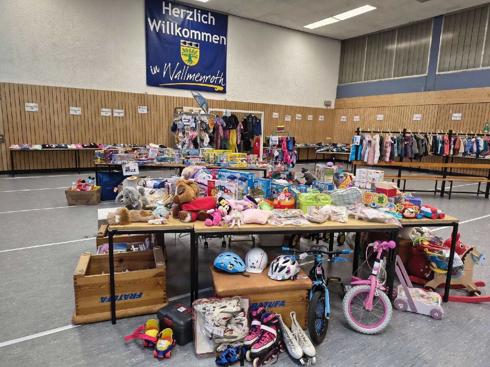 Schnppchen und regionale Spezialitten beim Herbst-Basar in Wallmenroth