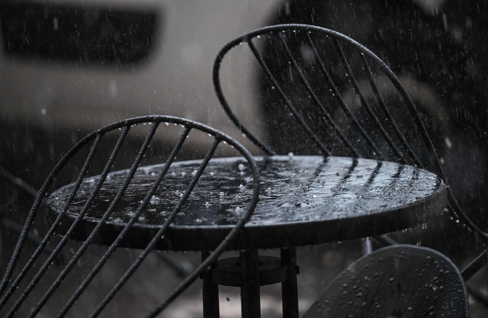 Regenwetter. (Foto: Britta Pedersen/dpa)