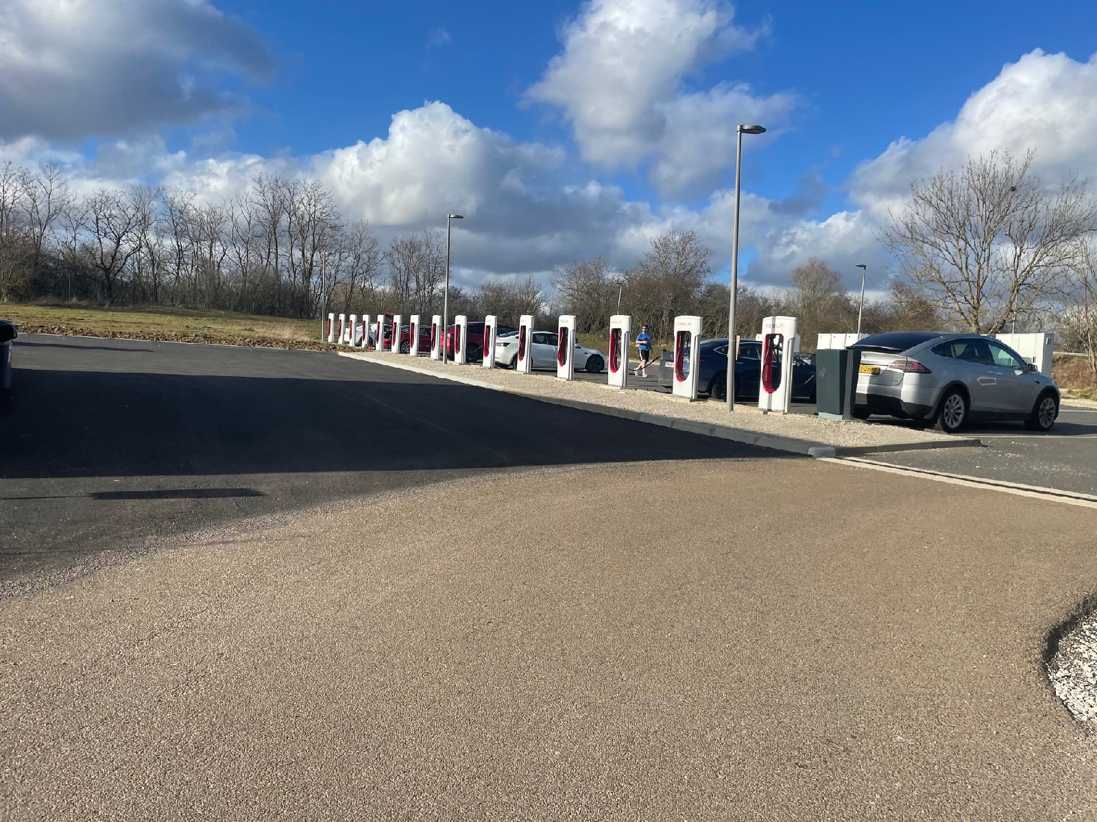 Ladesulen auf Parkplatz (Fotoquelle: Rdiger Schneider)