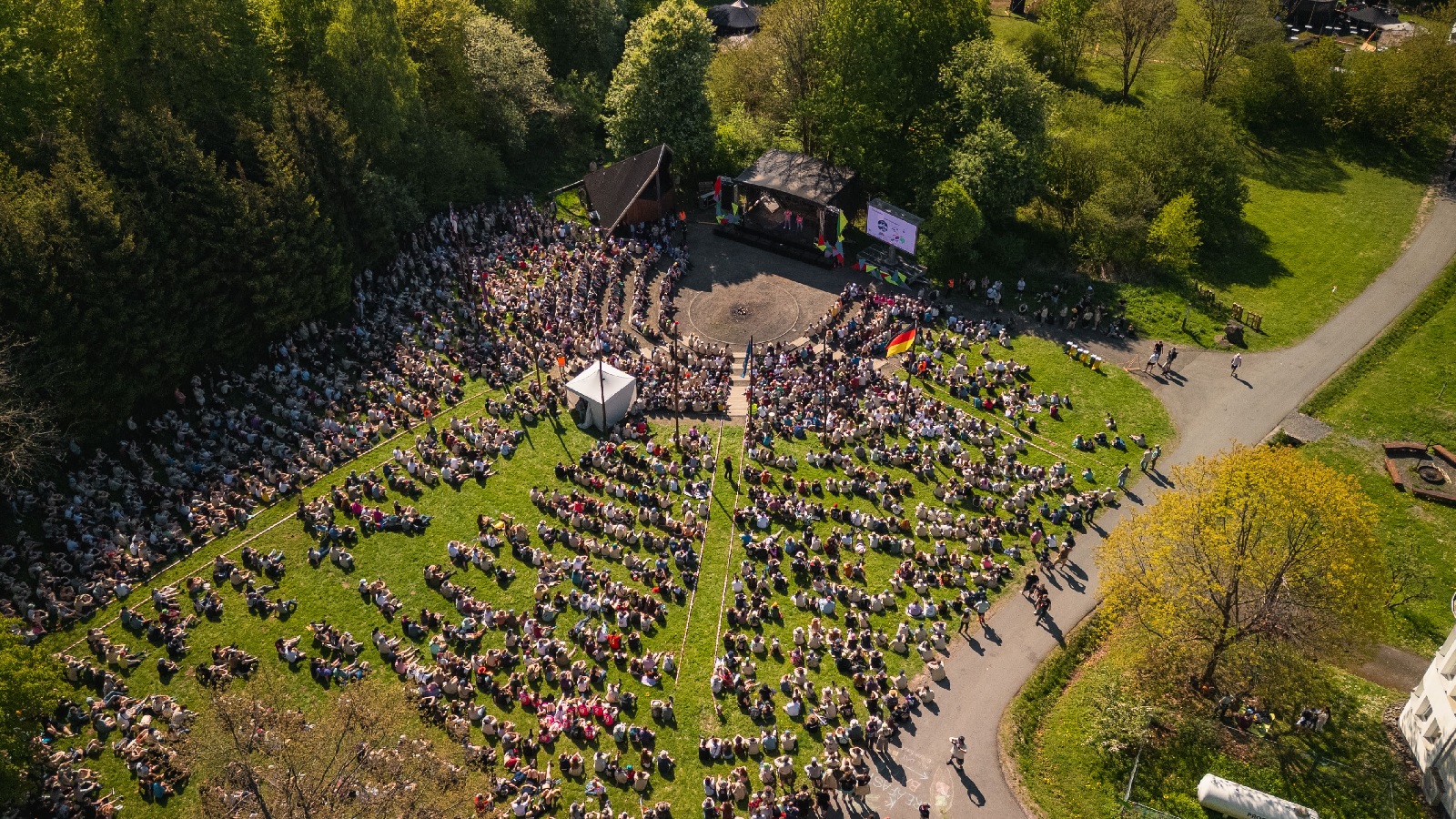 Prisma 2025: Groes Pfadfinderleiter-Treffen in Westernohe