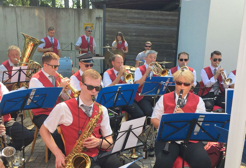 Der Musikverein Dermbach war wieder zu Gast beim Schtzenfest in Eiringhausen/Plettenberg. (Foto: Musikverein Dermbach) 