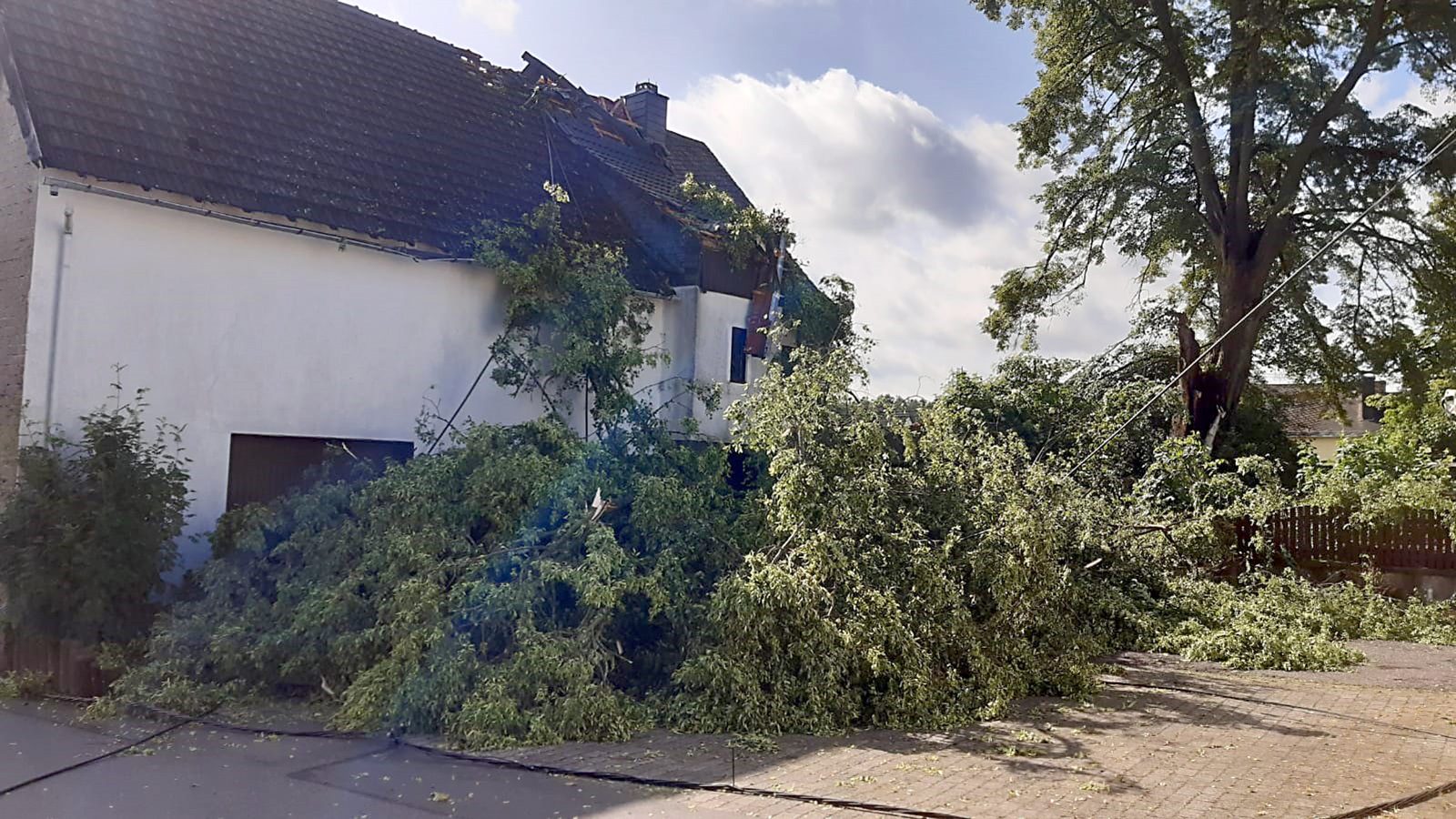 Unwetterfront richtet im Kreis Neuwied etliche Schden an