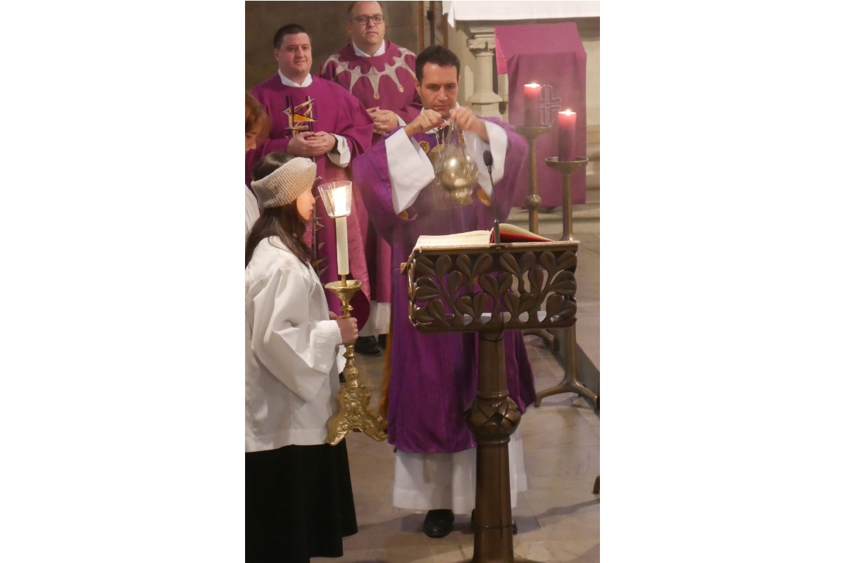 Der neugeweihte Diakon Marco Rocco rief in seiner ersten Predigt in einer Eucharistiefeier dazu auf, die Adventszeit als Chance fr eine persnliche Neuausrichtung zu begreifen. (Foto: privat)
