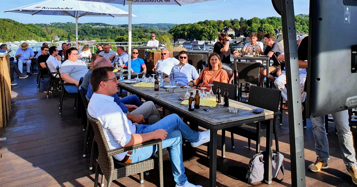 Digitaler Wandel berall: Drei Vertreter regionaler Hochkarter nahmen die vielen Gste des Digital-Stammtisch mit auf ihren Weg der Digitalisierung. (Fotos: Veranstalter)