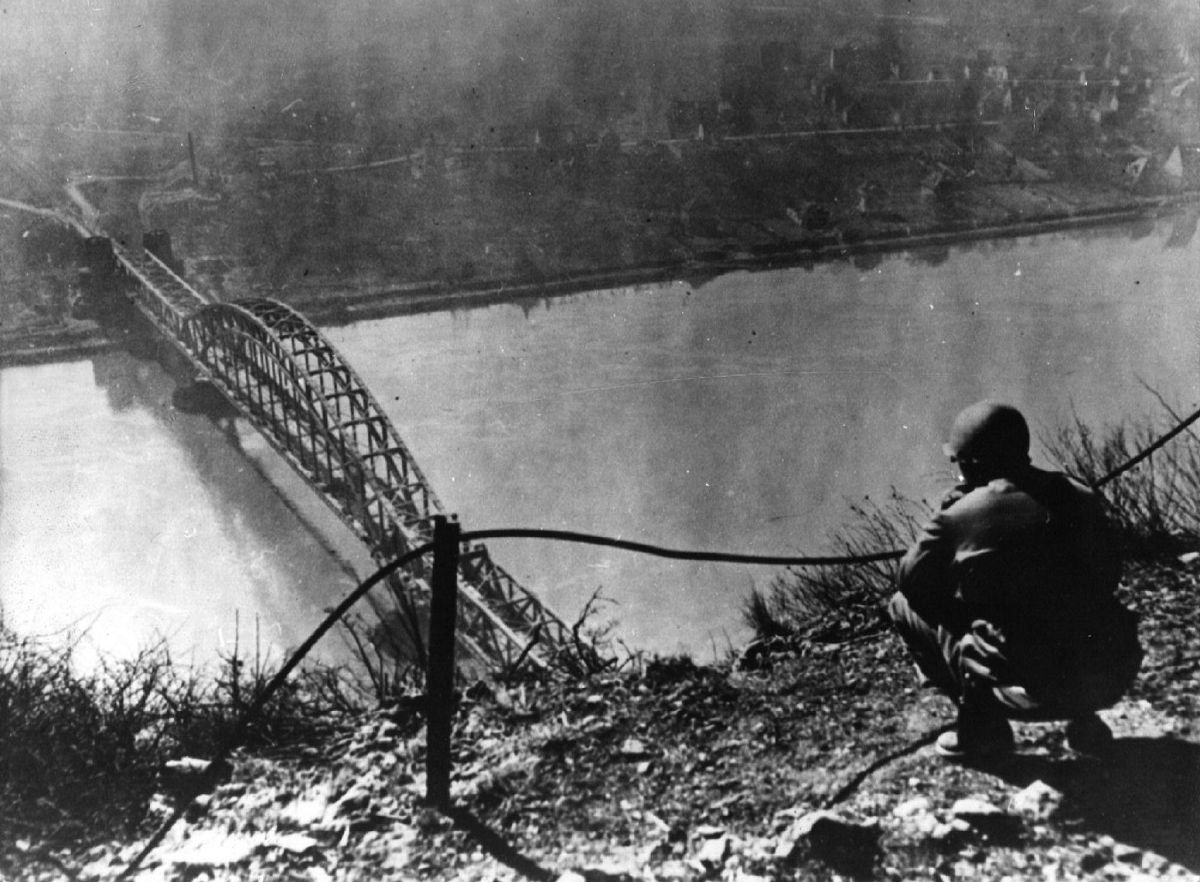 Symbol des Krieges: die Brcke von Remagen. (Foto: DB dpa/dpa)