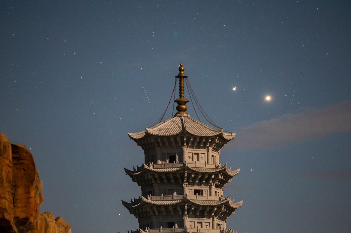 China - Jupiter und Venus am Himmel. (Foto: Li Shaojun/XinHua/dpa)