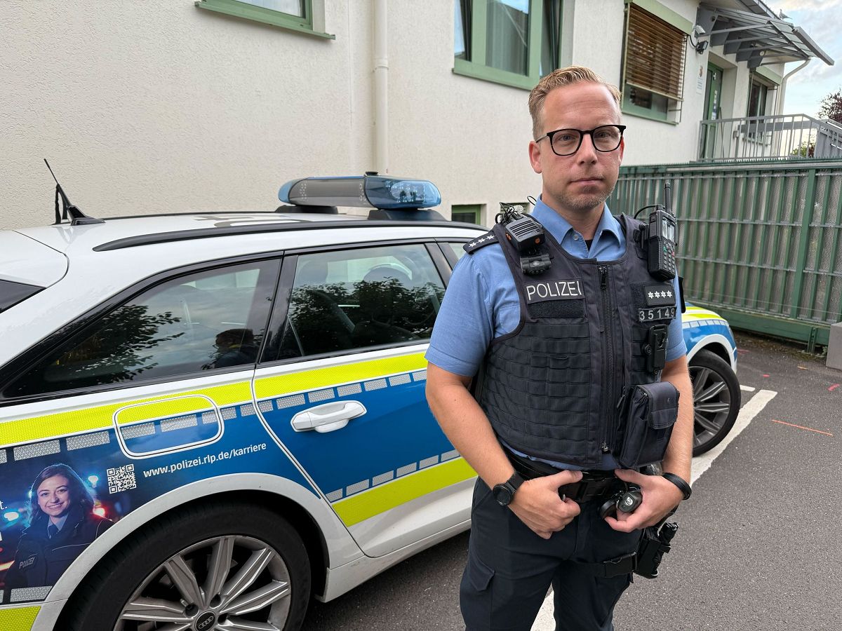 Polizist in Rheinland-Pfalz: Ein Abschiedskuss vor jedem Dienst