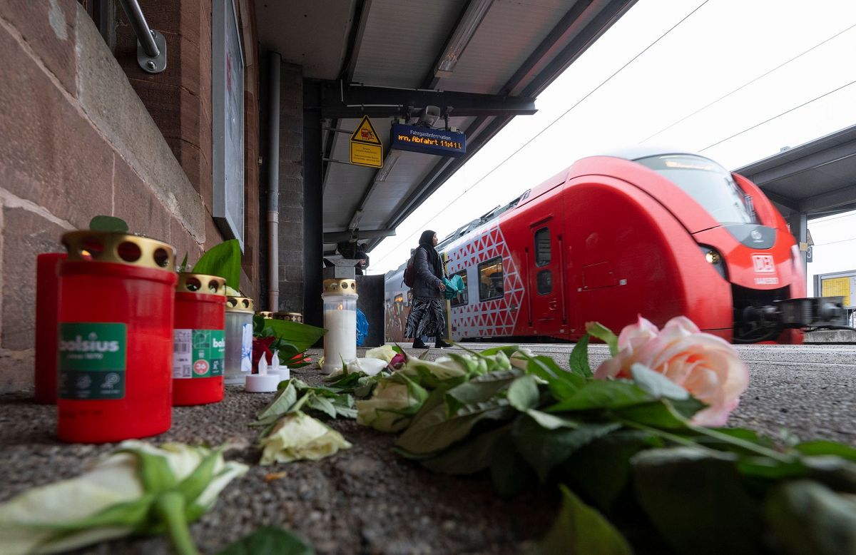 Nach Tod eines Zugbegleiters - Bahnhof Landstuhl. (Foto: Boris Roessler/dpa)