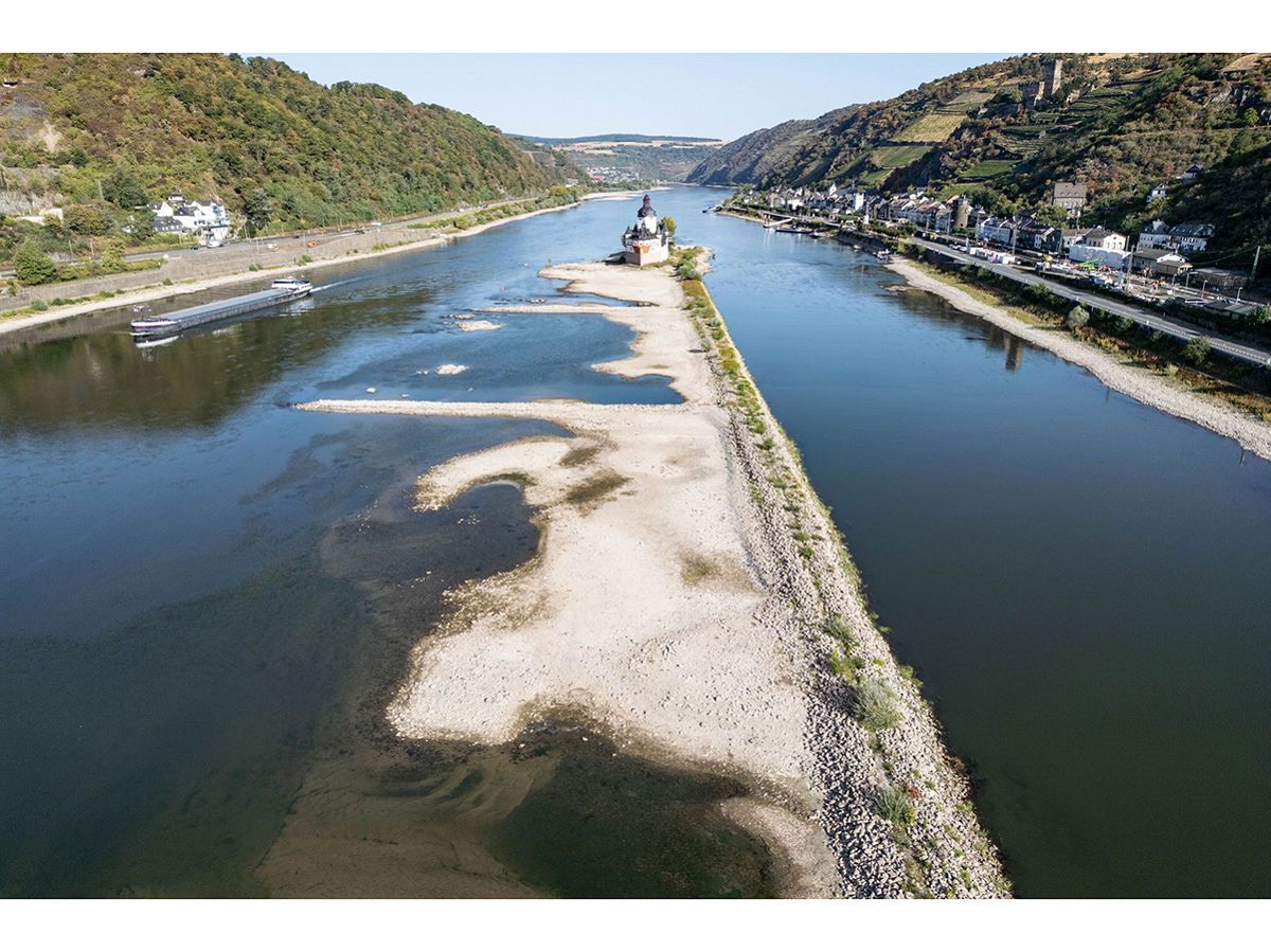 Extremes Niedrigwasser auf dem Rhein. (Foto: Boris Roessler/dpa)