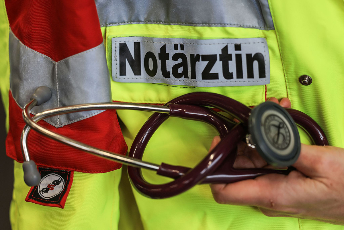 Rettungskr�fte. Foto: Oliver Berg/dpa