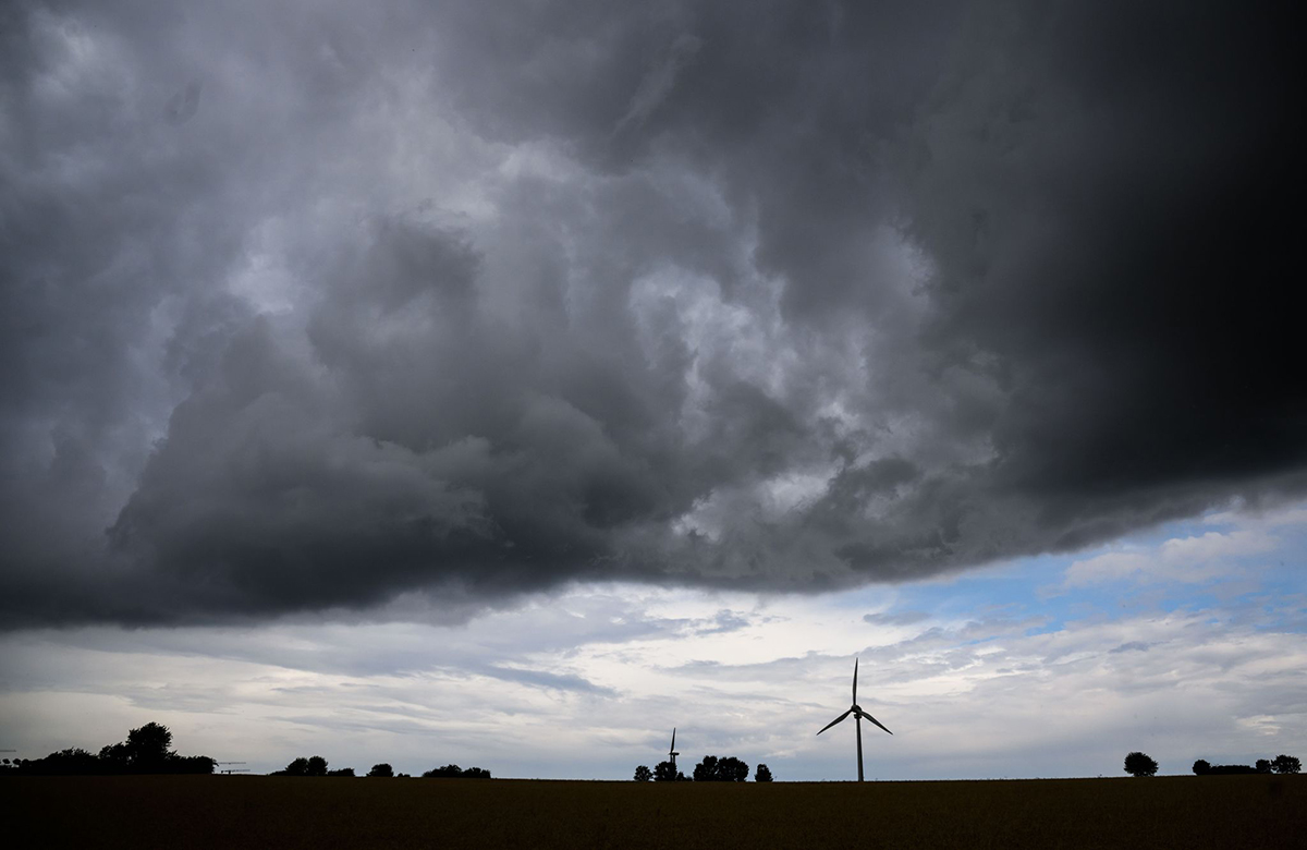 Gewitter. Foto: Julian Stratenschulte/dpa