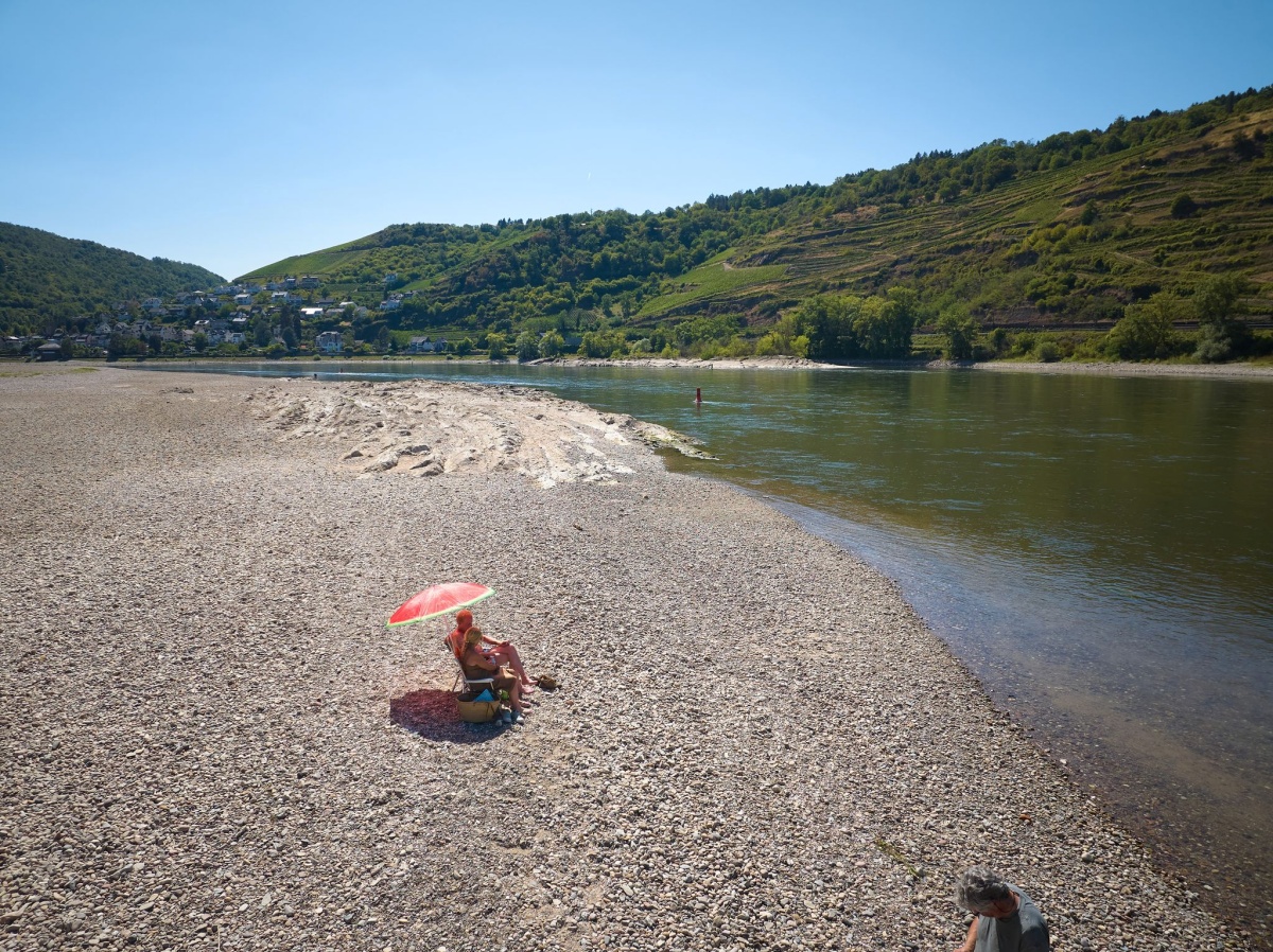 Niedrigwasser Rhein bei Kaub (Foto: Thomas Frey/dpa)