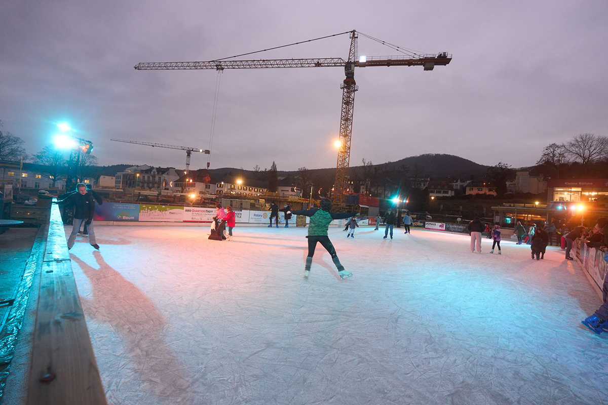 Eisvergngen in Rheinland-Pfalz: Die Eisbahnen sind erffnet