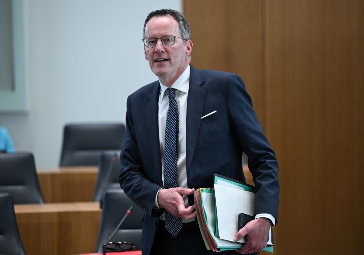 Rheinland-Pfalz plant, Verfassungstreuepflicht im ffentlichen Dienst zu berarbeiten