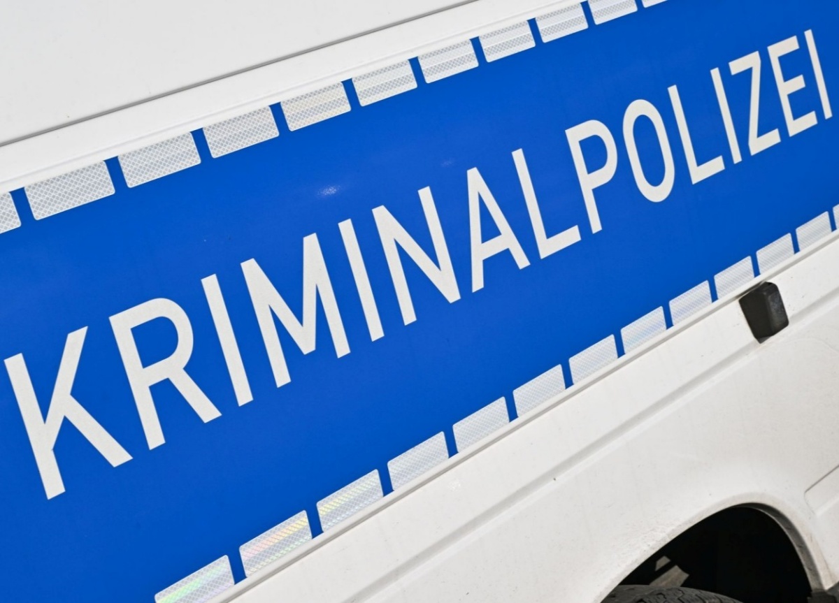 Geldautomat in Hennef gesprengt - T�ter auf der Flucht