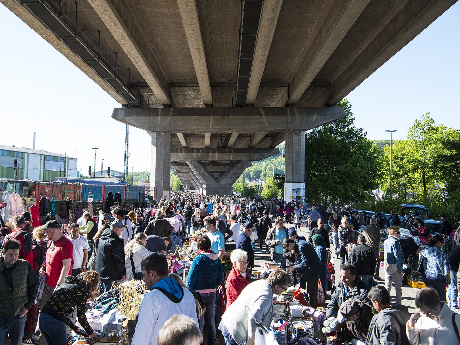 Frhlingszeit ist Flohmarktzeit: Geisweider Trdelmarkt ldt am 4. Mai zum Stbern ein