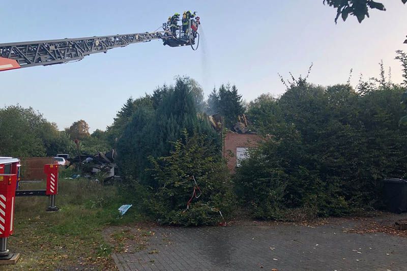 Brand einer Ruine auf dem Hof zur hohen Linde. Foto: Feuerwehr VG Bad Marienberg