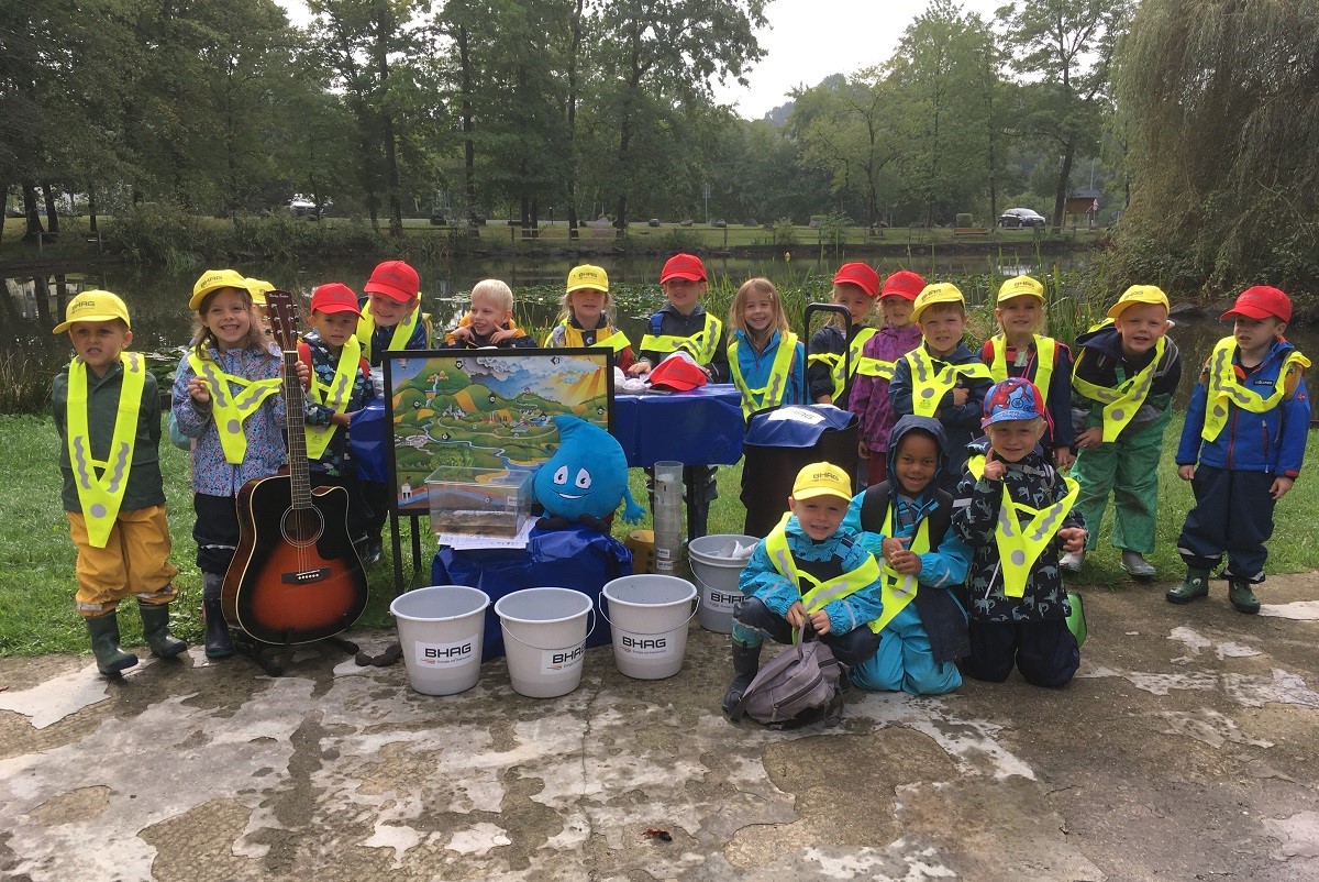 "Droppy" zu Besuch bei den Maxis des Kindergartens St. Laurentius Asbach