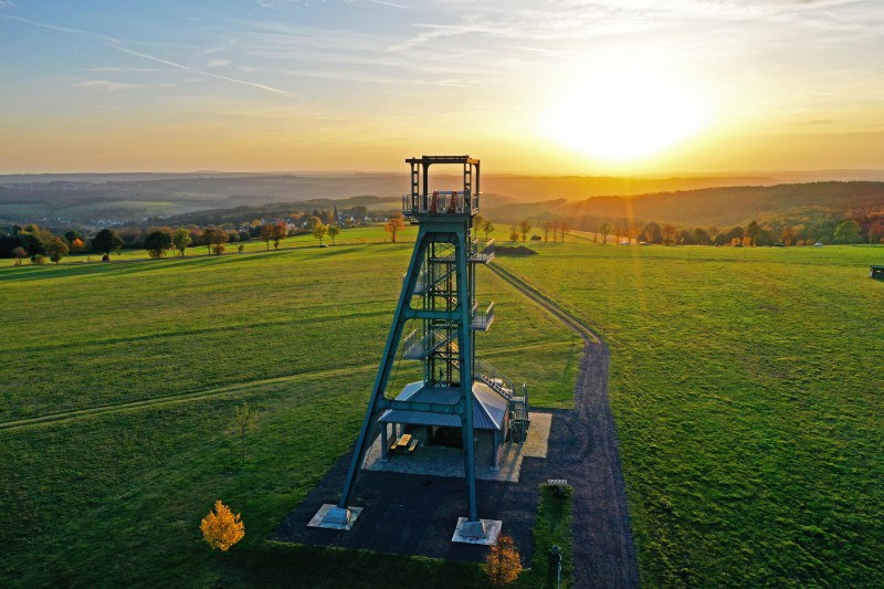 Der Frder- und Aussichtsturm Barbaraturm auf der Steineberger Hhe. Fotograf: www.mantomedia.de/Eul