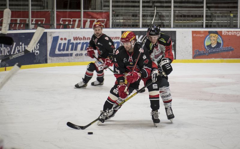 Rockets verlieren in Halle mit 1:5