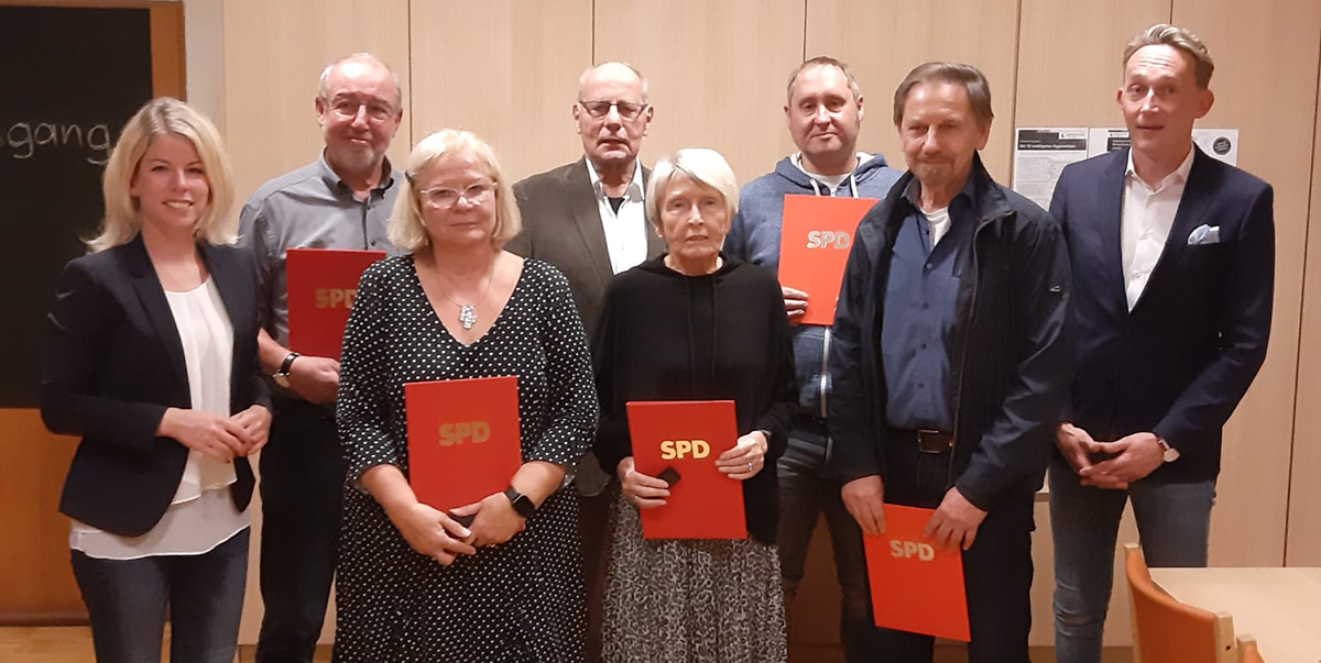 Die Geehrten erhielten Urkunden fr ihre langjhrige Treue. (Foto: SPD-Ortsverein)